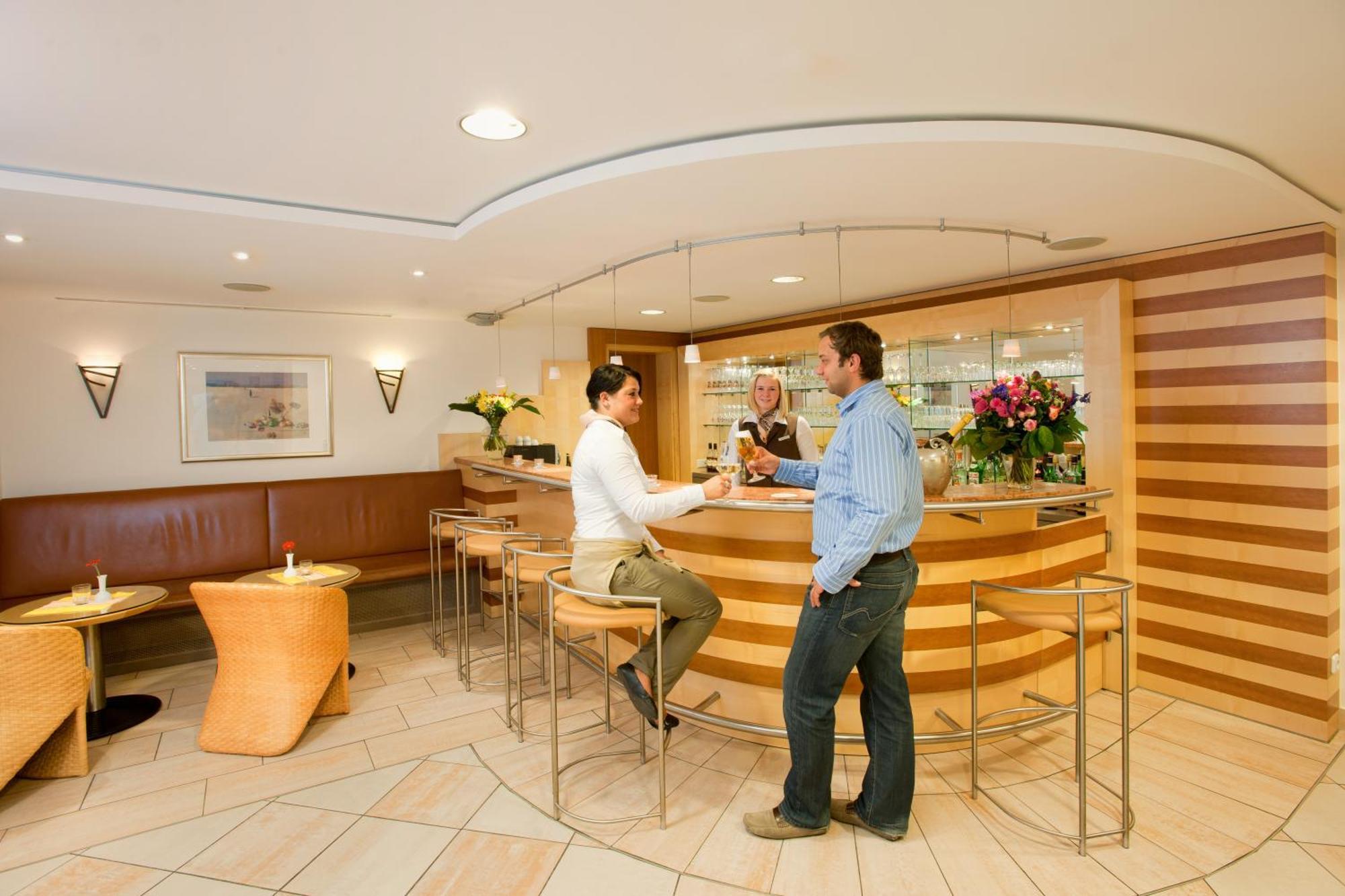 Hotel Barbarossa Düsseldorf Instalações foto